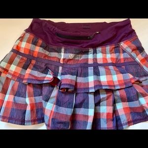 Cute lululemon skirt size 4